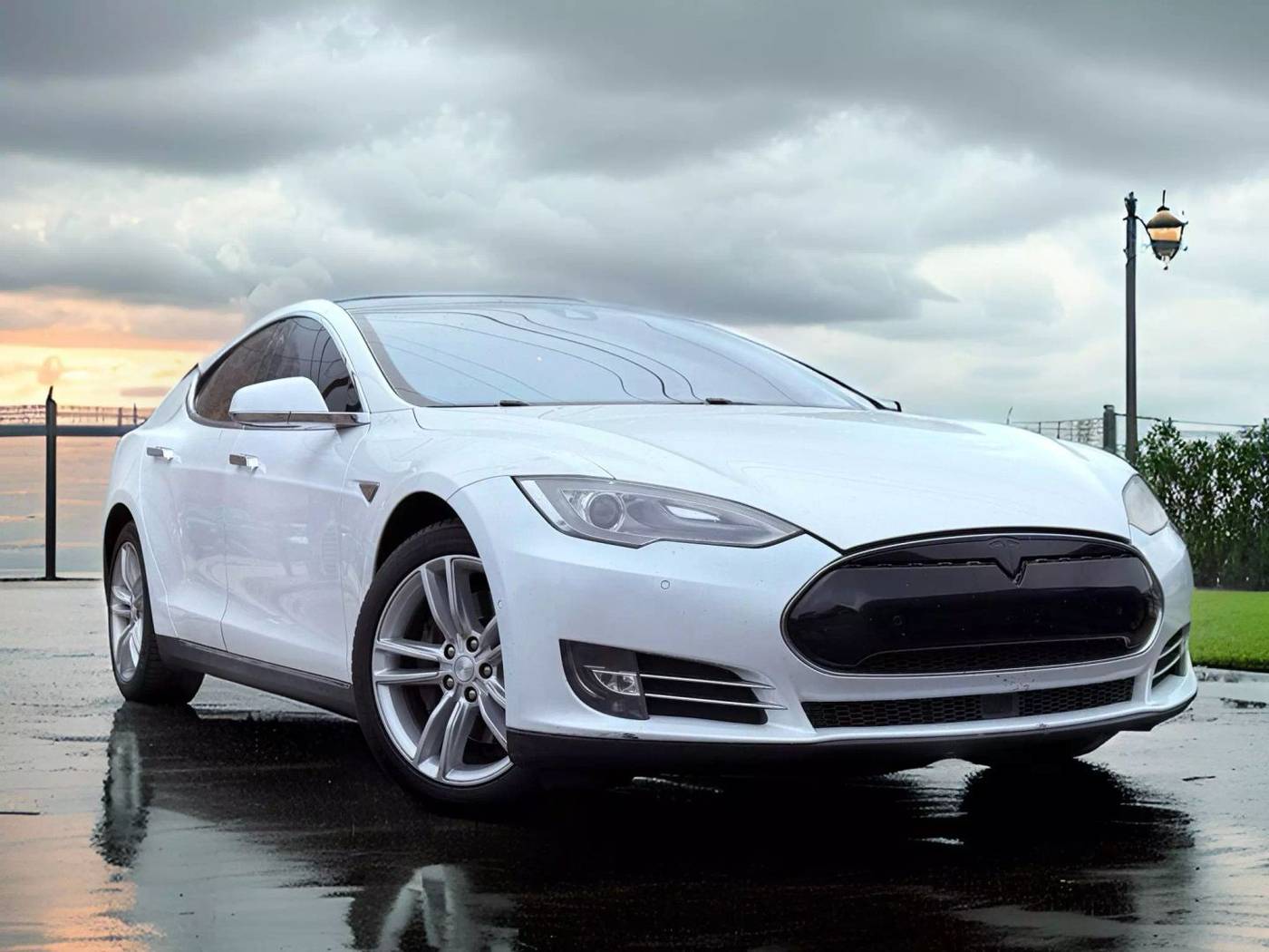 2014 Tesla Model S 60 — Hatchback — 111,196 mi — Springville, UT
