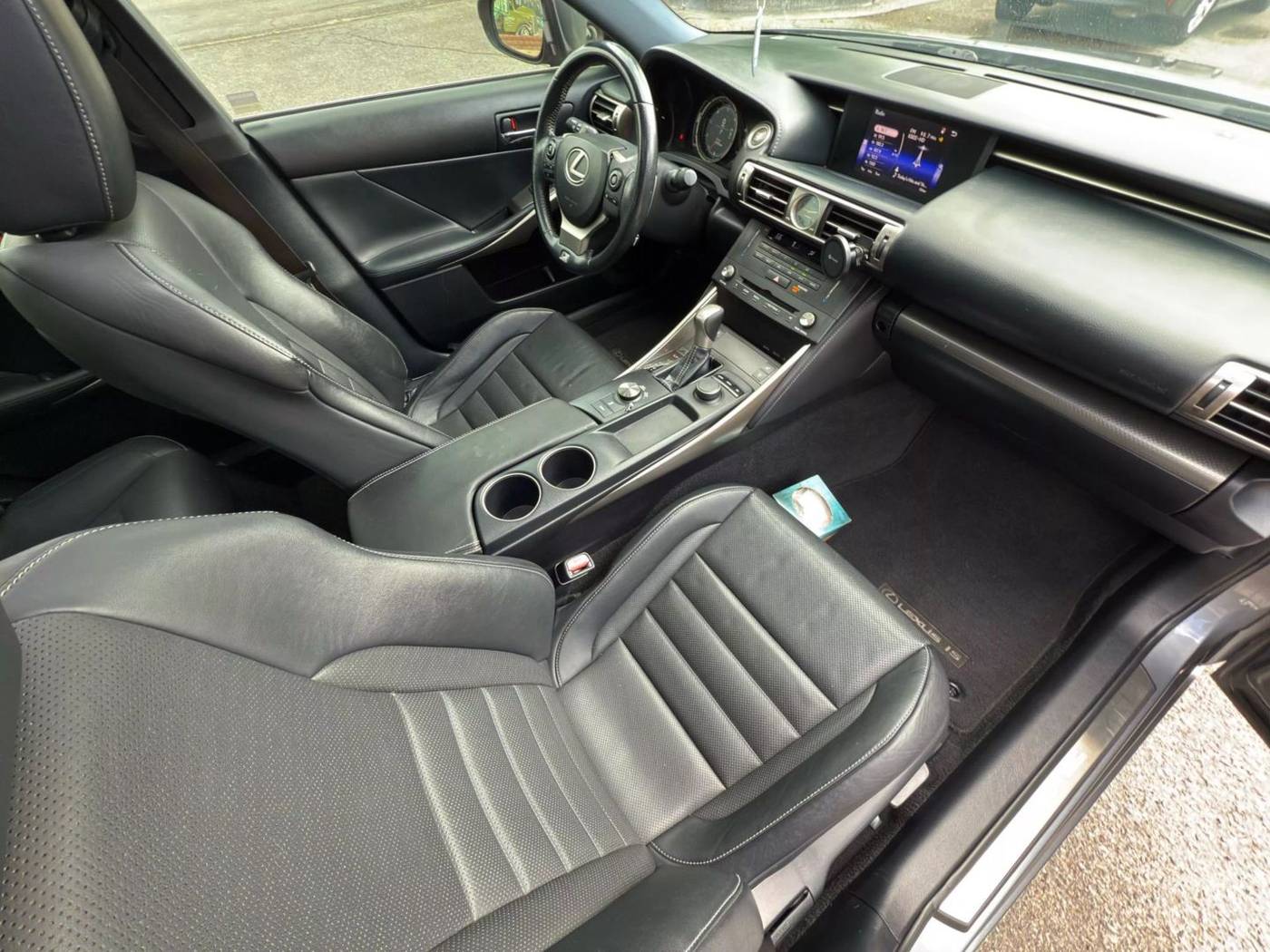 Thumbnail 4