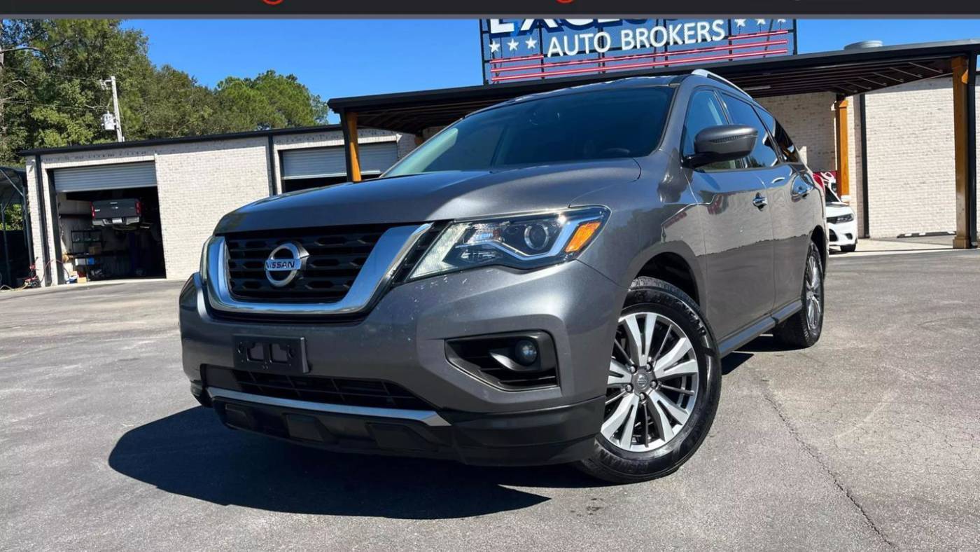 2020 Nissan Pathfinder SV — SUV — 90,762 mi — Long Beach, MS