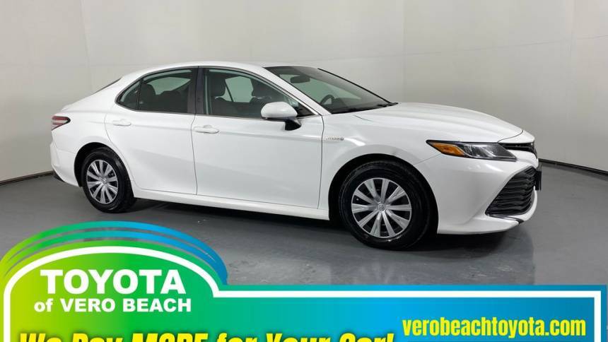 2020 Toyota Camry Hybrid LE — Sedan — 98,314 mi — Vero Beach, FL