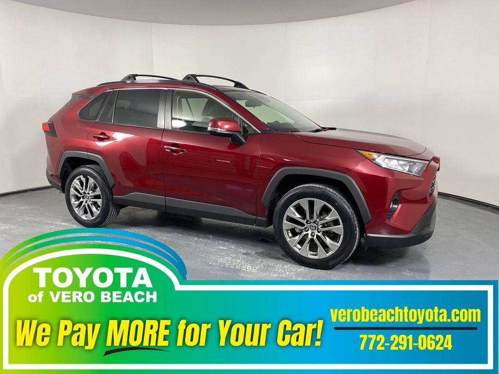 2020 Toyota RAV4 XLE Premium — SUV — 33,757 mi — Vero Beach, FL