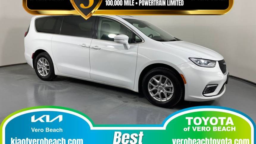 2022 Chrysler Pacifica Touring L — Minivan — 70,939 mi — Vero Beach, FL