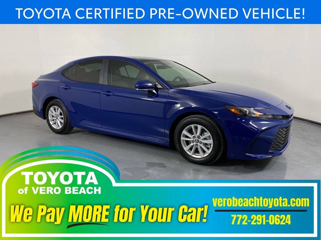 2025 Toyota Camry LE — Sedan — 3,289 mi — Vero Beach, FL