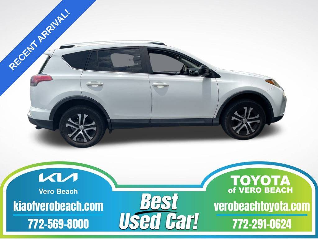 2017 Toyota RAV4 LE — SUV — 88,977 mi — Vero Beach, FL