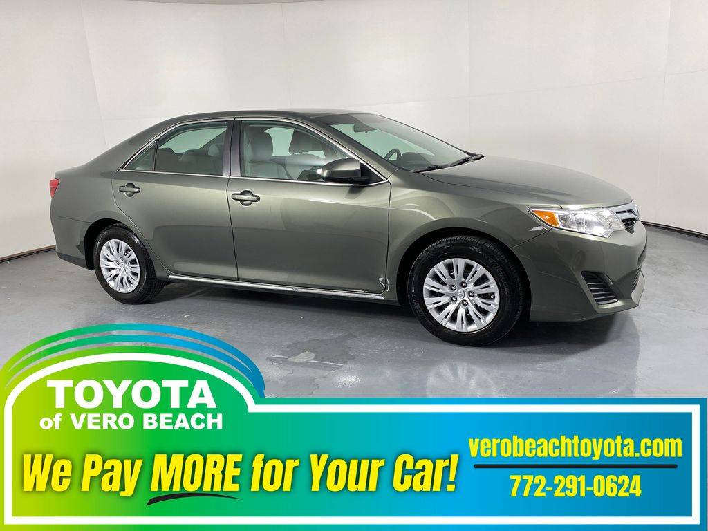 2014 Toyota Camry LE — Sedan — 12,330 mi — Vero Beach, FL