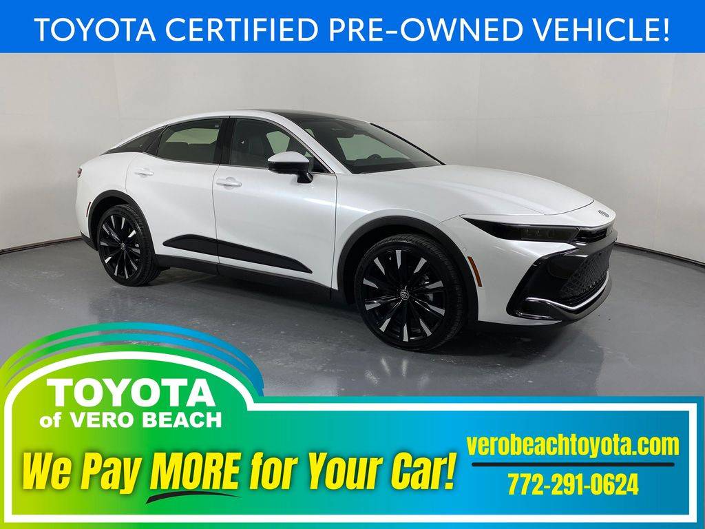 2025 Toyota Crown Platinum — Sedan — 6,601 mi — Vero Beach, FL