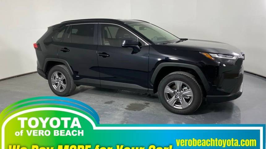 2025 Toyota RAV4 XLE — SUV — 75 mi — Vero Beach, FL