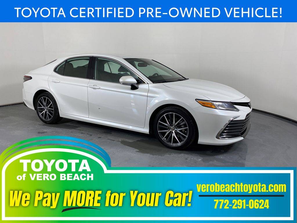 2023 Toyota Camry XLE — Sedan — 10,980 mi — Vero Beach, FL