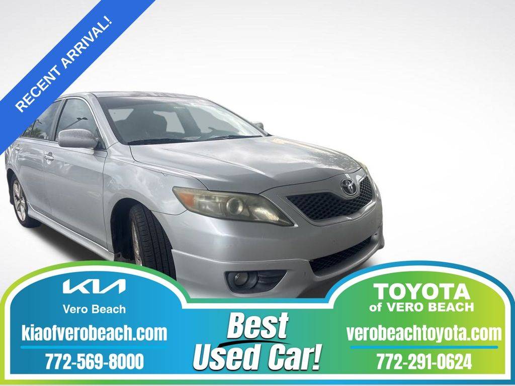 2011 Toyota Camry SE — Sedan — 180,220 mi — Vero Beach, FL