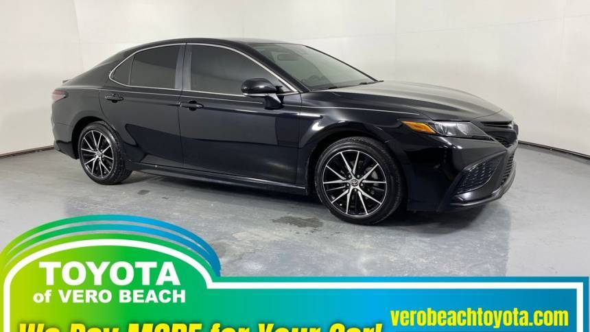 2024 Toyota Camry SE — Sedan — 21,141 mi — Vero Beach, FL