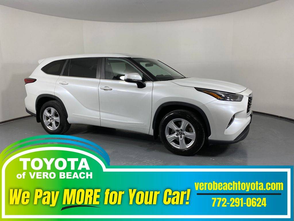 2023 Toyota Highlander LE — SUV — 18,149 mi — Vero Beach, FL