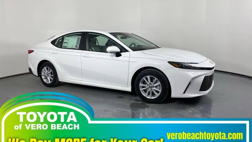 2025 Toyota Camry LE — Sedan — 7 mi — Vero Beach, FL