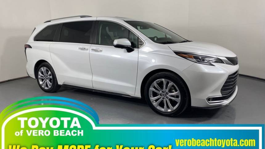 2023 Toyota Sienna Platinum — Minivan — 24,574 mi — Vero Beach, FL