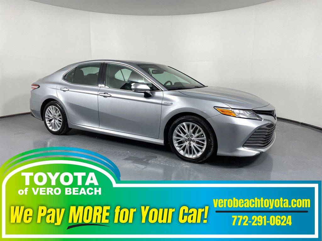 2020 Toyota Camry Hybrid XLE — Sedan — 87,464 mi — Vero Beach, FL