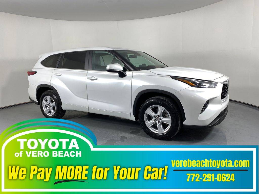 2023 Toyota Highlander LE — SUV — 15,929 mi — Vero Beach, FL