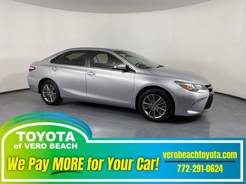 2017 Toyota Camry SE — Sedan — 120,800 mi — Vero Beach, FL