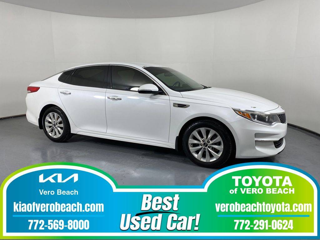 2017 Kia Optima EX — Sedan — 106,154 mi — Vero Beach, FL