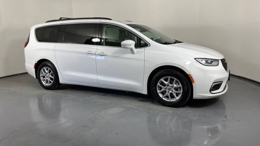 2022 Chrysler Pacifica Touring L — Minivan — 75,876 mi — Vero Beach, FL