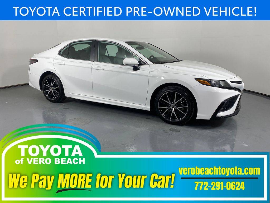 2024 Toyota Camry SE — Sedan — 8,256 mi — Vero Beach, FL