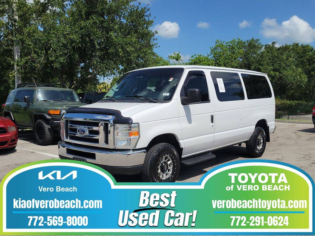 2014 Ford Econoline Wagon E-350 Super Duty XLT