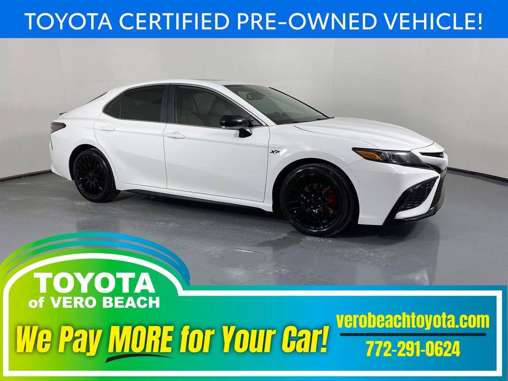 2024 Toyota Camry SE — Sedan — 8,480 mi — Vero Beach, FL