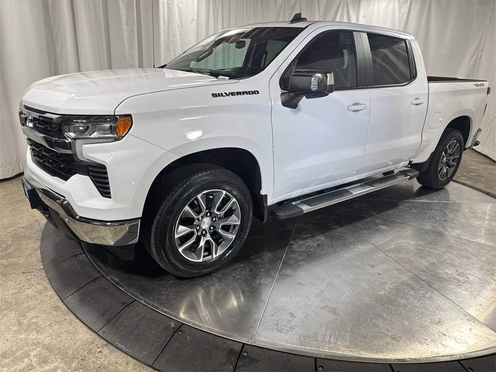2024 Chevrolet Silverado 1500 LT — Pickup Truck — 4,580 mi — Beaverton, OR