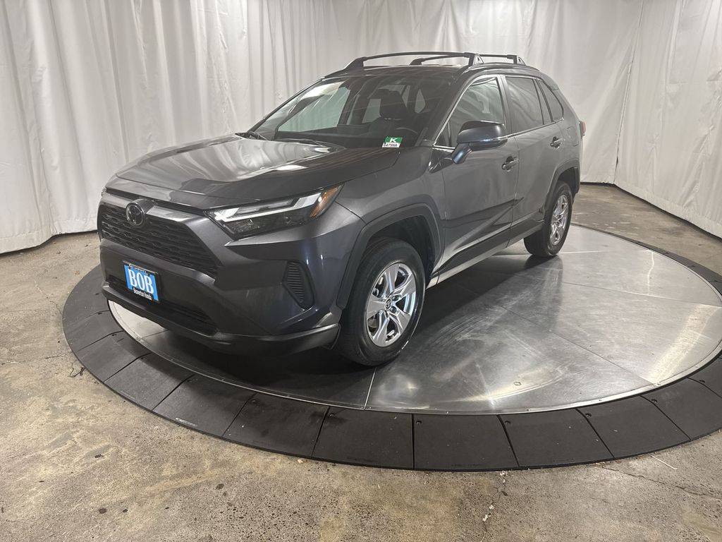 2022 Toyota RAV4 XLE — SUV — 32,636 mi — Beaverton, OR