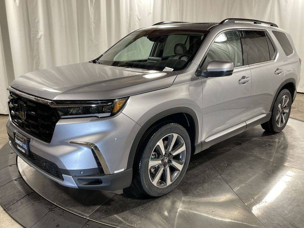 2023 Honda Pilot Touring — SUV — 21,744 mi — Beaverton, OR