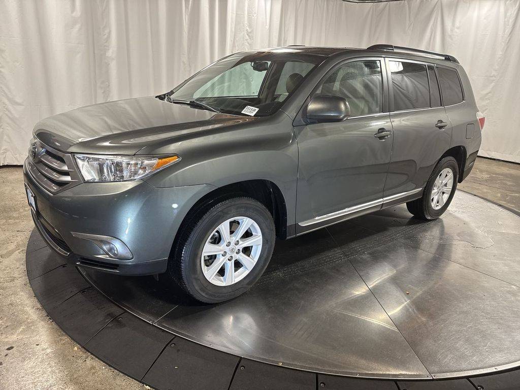 2013 Toyota Highlander Plus V6 — SUV — 139,497 mi — Beaverton, OR