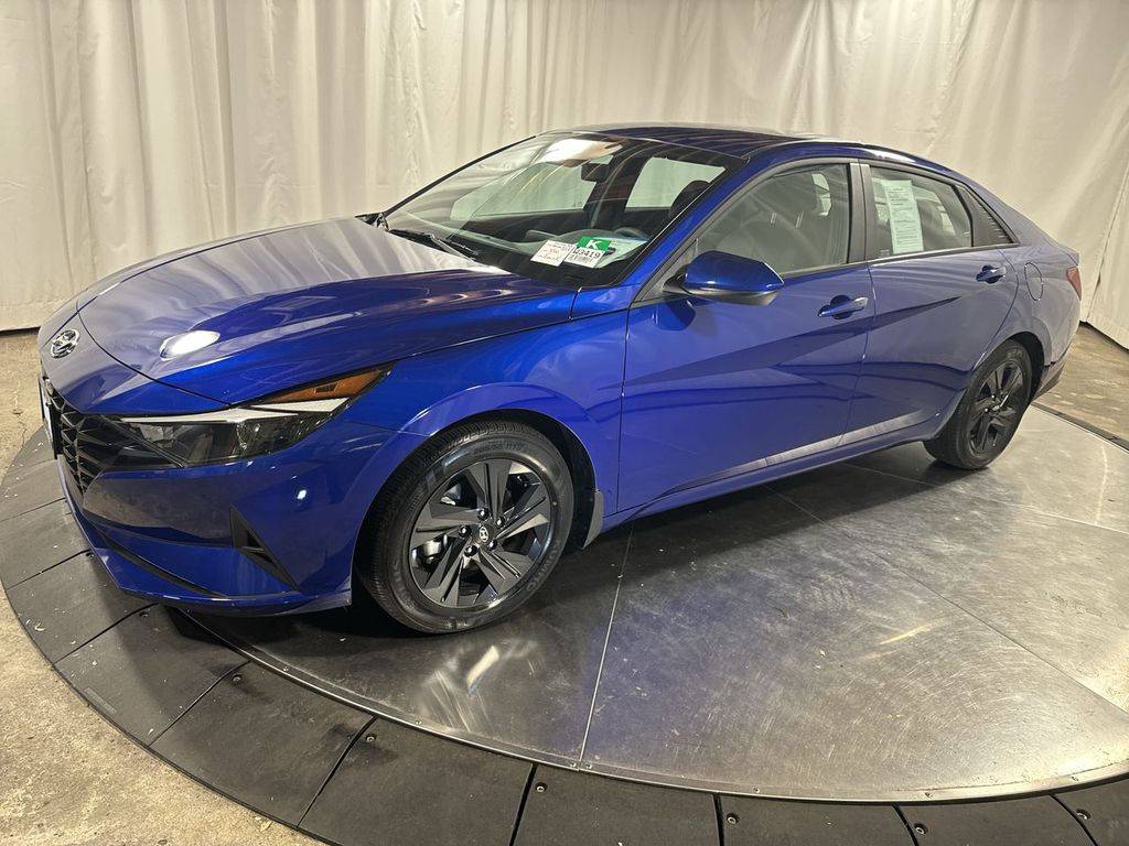 2022 Hyundai Elantra Hybrid Blue — Sedan — 19,265 mi — Beaverton, OR