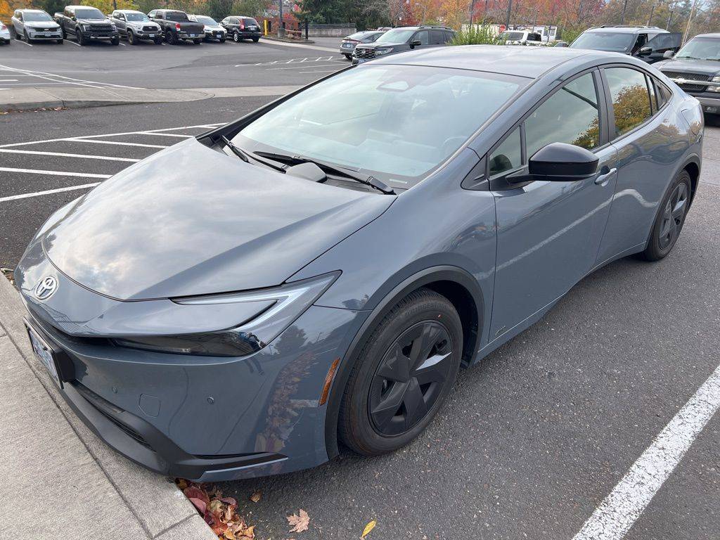 2024 Toyota Prius LE — Hatchback — 5,118 mi — Beaverton, OR