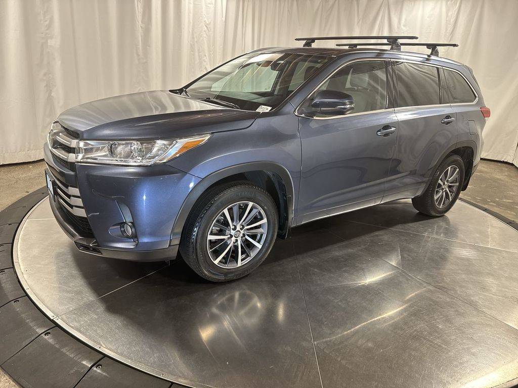 2018 Toyota Highlander XLE — SUV — 101,045 mi — Beaverton, OR