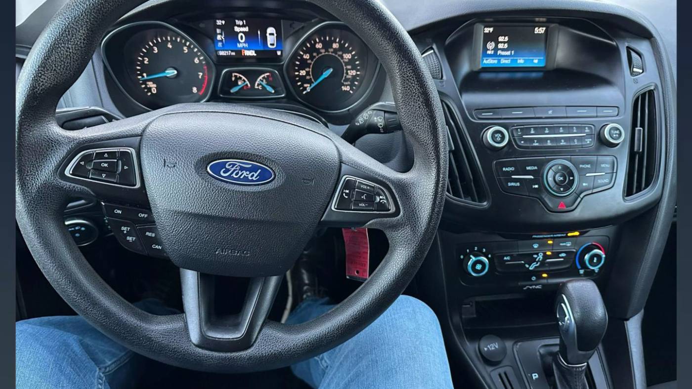 2018 Ford Focus SE — Hatchback — 98,217 mi — Dallas, TX