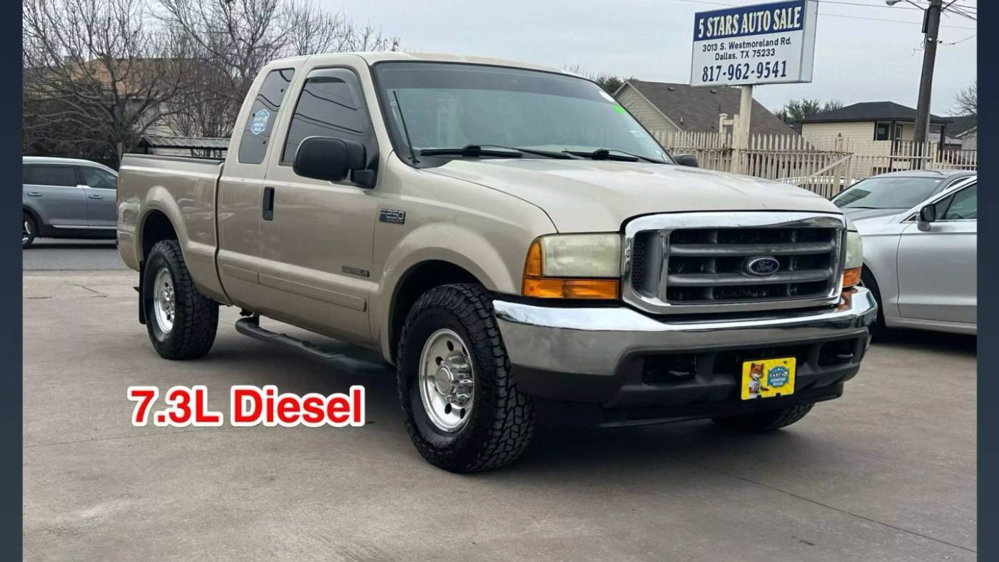 2001 Ford Super Duty F-250 XL — Pickup Truck — 102,626 mi — Dallas, TX