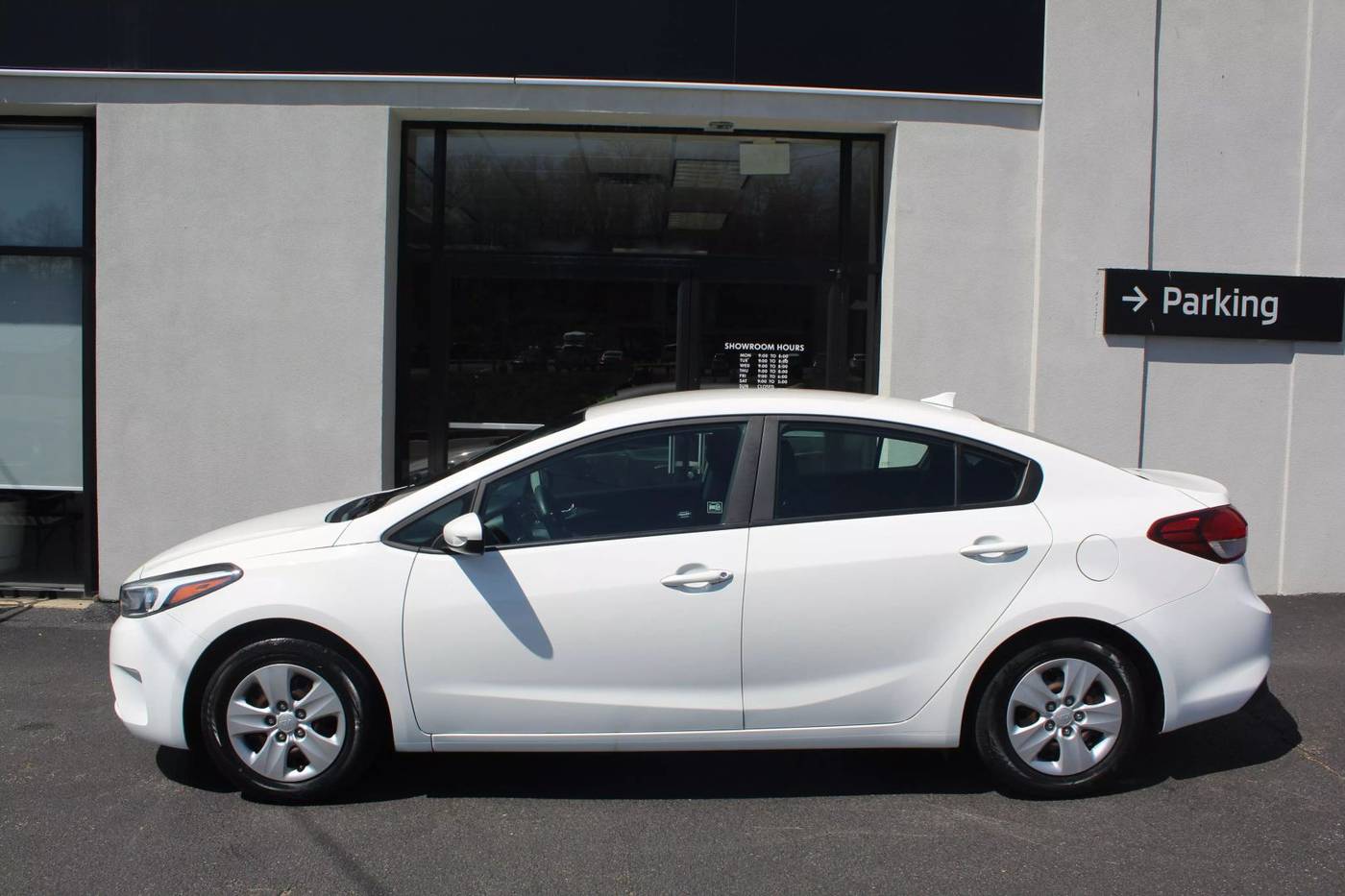 2017 Kia Forte LX — Sedan — 13,585 mi — Bethel Park, PA