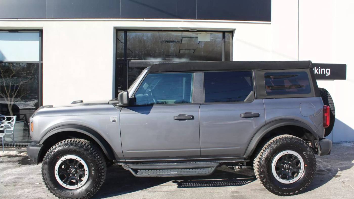 2023 Ford Bronco Base — SUV — 10,342 mi — Bethel Park, PA