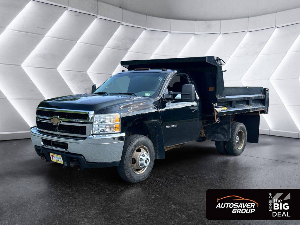 2011 Chevrolet Silverado 3500HD Chassis Cab WT — Chassis Cab Truck — 60,976 mi — St Johnsbury, VT