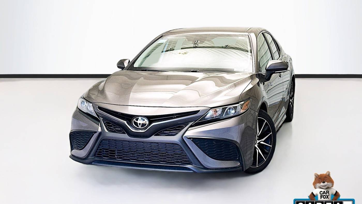 2022 Toyota Camry SE — Sedan — 60,782 mi — Montclair, CA