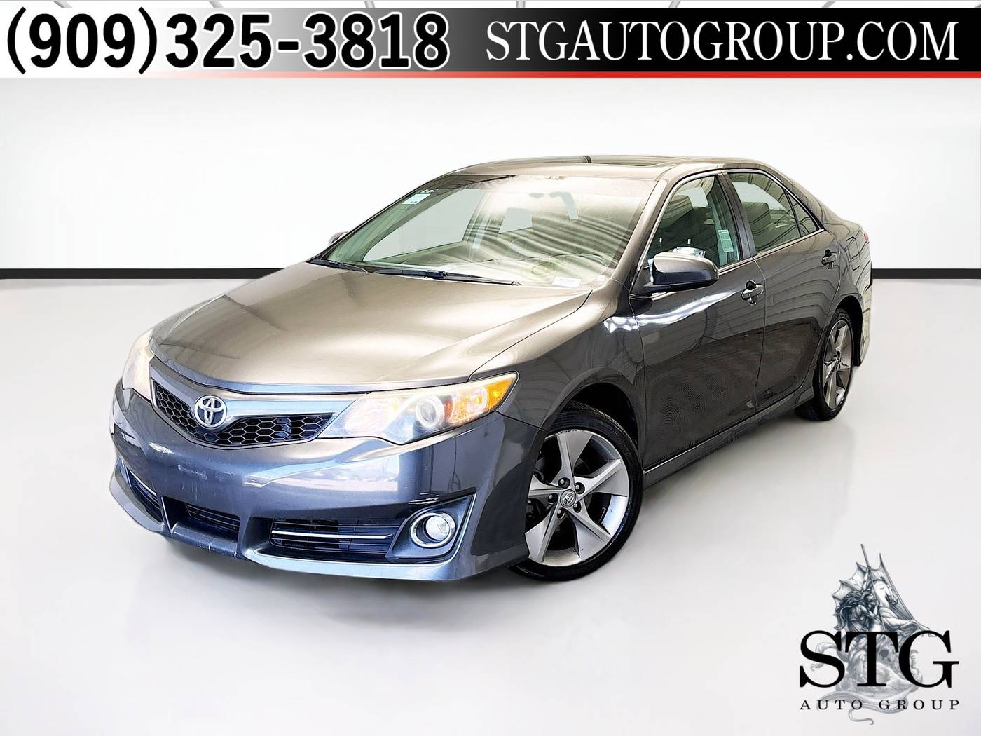 2013 Toyota Camry SE V6 — Sedan — 113,454 mi — Montclair, CA