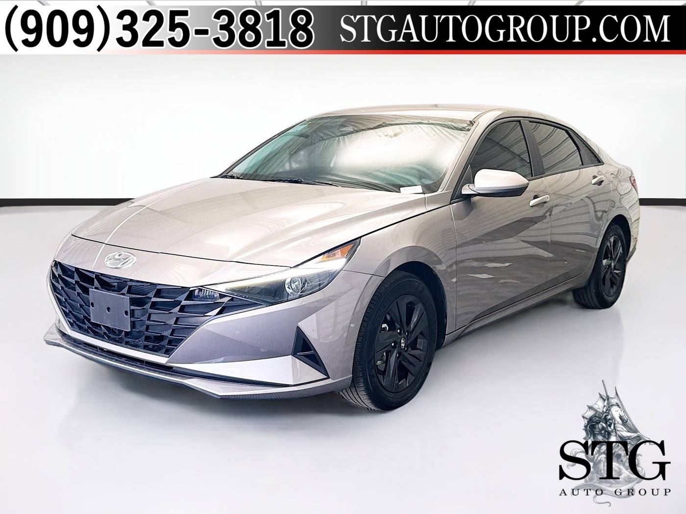 2023 Hyundai Elantra Hybrid Blue — Sedan — 28,796 mi — Montclair, CA