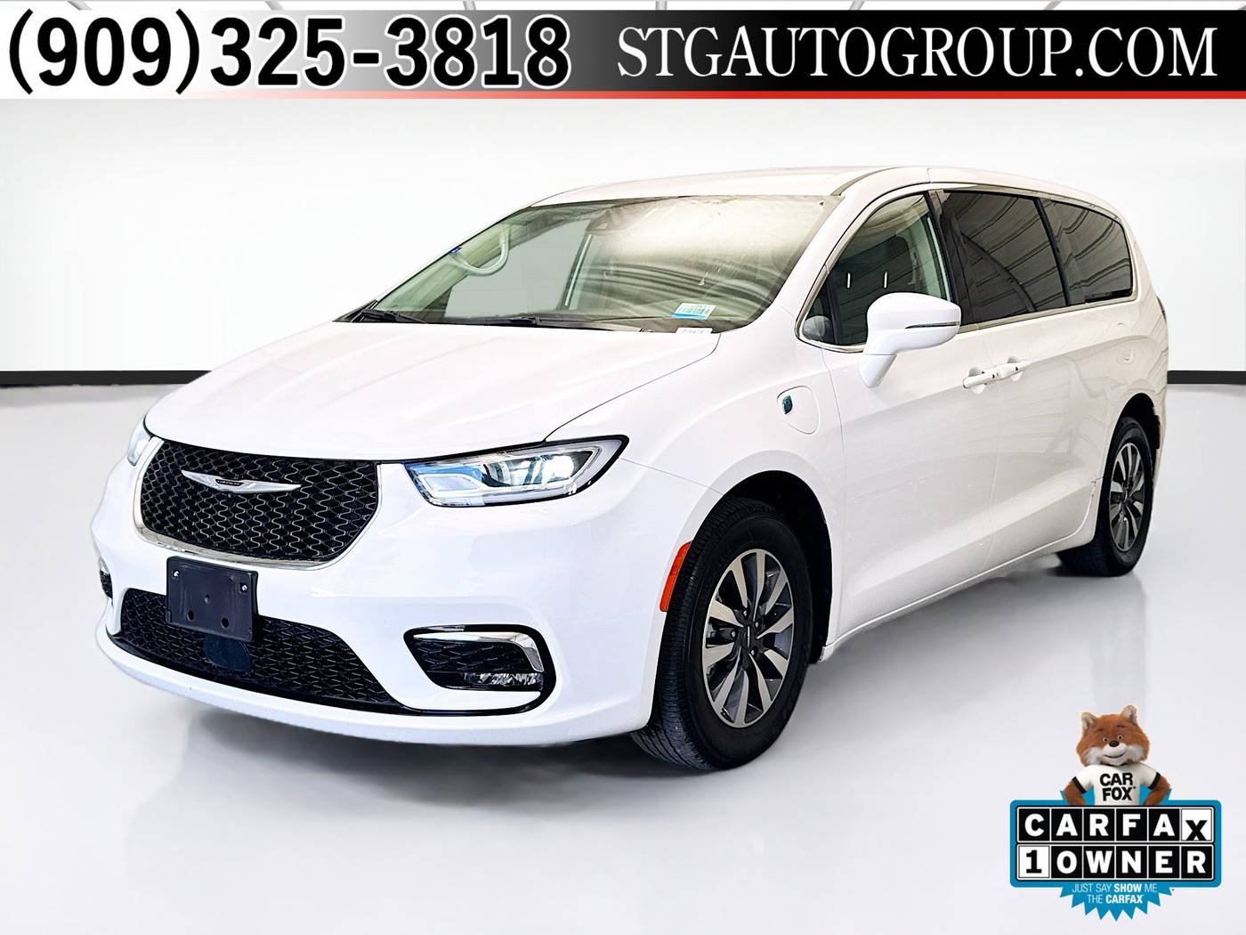 2022 Chrysler Pacifica Hybrid Touring L — Minivan — 42,163 mi — Montclair, CA