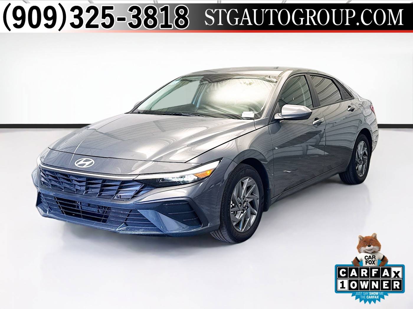 2024 Hyundai Elantra Hybrid Blue — Sedan — 15,601 mi — Montclair, CA