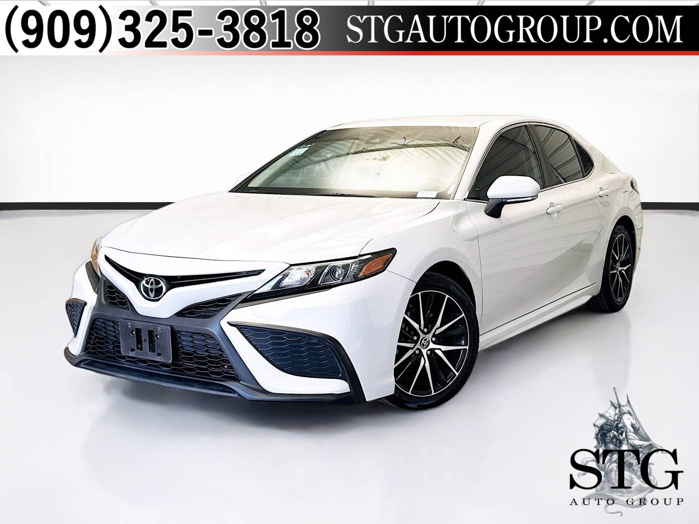 2022 Toyota Camry SE — Sedan — 49,927 mi — Montclair, CA