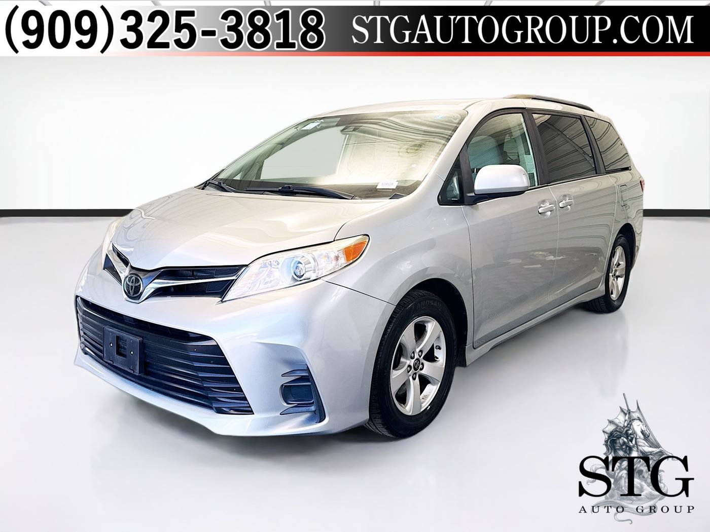 2020 Toyota Sienna LE — Minivan — 78,491 mi — Montclair, CA