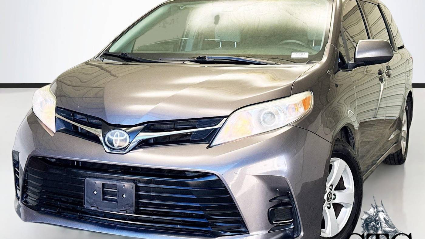 2020 Toyota Sienna LE Auto Access Seat — Minivan — 80,363 mi — Montclair, CA