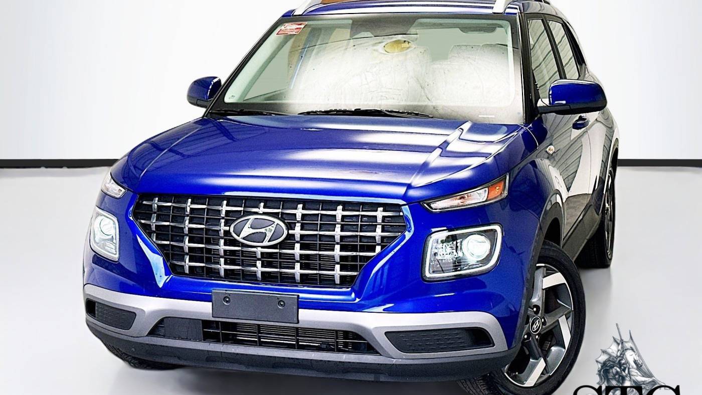 2023 Hyundai Venue Limited — SUV — 7,433 mi — Montclair, CA