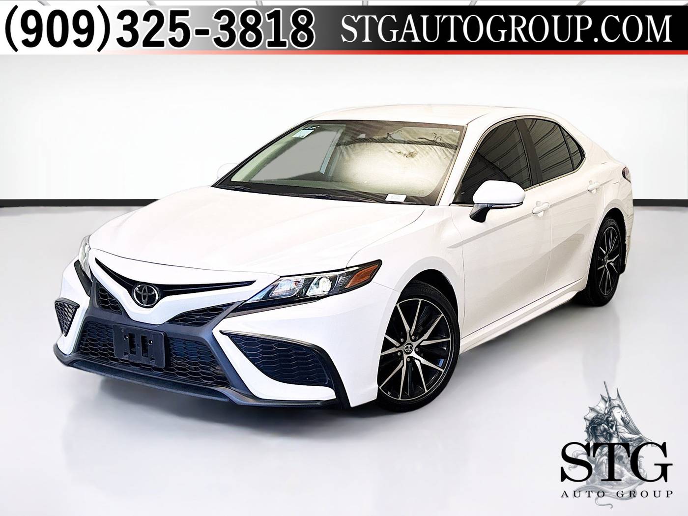 2022 Toyota Camry SE — Sedan — 40,605 mi — Montclair, CA