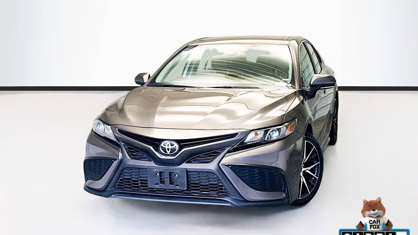 2022 Toyota Camry SE — Sedan — 65,527 mi — Montclair, CA
