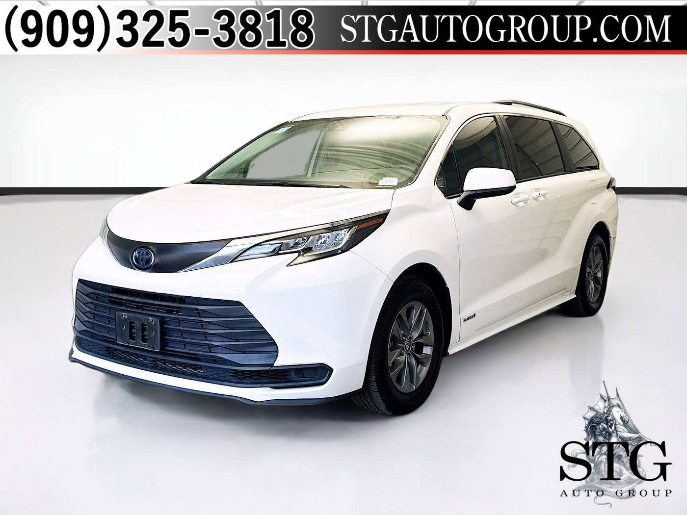 2021 Toyota Sienna LE — Minivan — 77,058 mi — Montclair, CA
