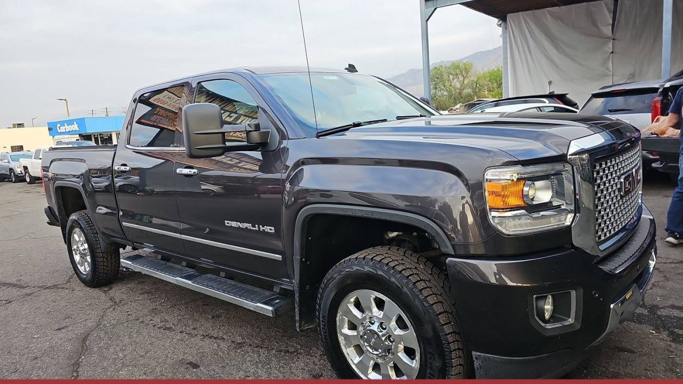 2015 GMC Sierra 2500HD Denali — Pickup Truck — 113,825 mi — Tucson, AZ